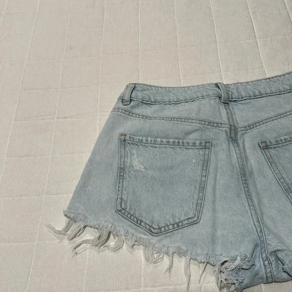 Garage Shorts - Picture 8 of 10